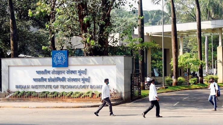 IIT Bombay alumni seek fair probe into student’s suicide, appeal against ‘media trial’