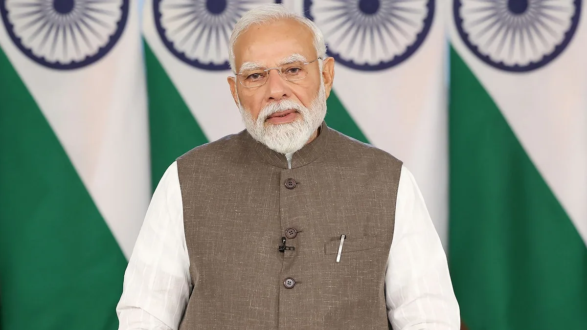 PM Modi pays homage to policemen who sacrificed life in line of duty